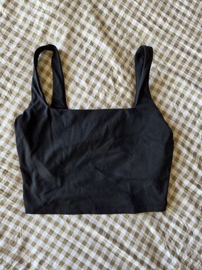 Black Square Neck Cropped Tank Top